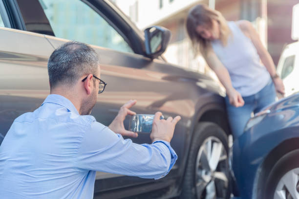 Professional Commercial Auto Insurance technician working in Erin, TN